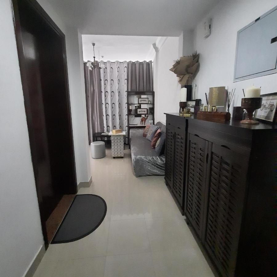 Beach Side Private Room Near Expo Center Sharjah Exterior foto